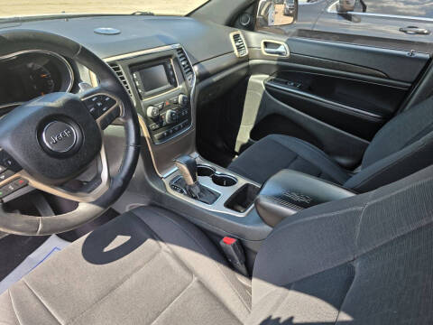 2016 Jeep Grand Cherokee Laredo