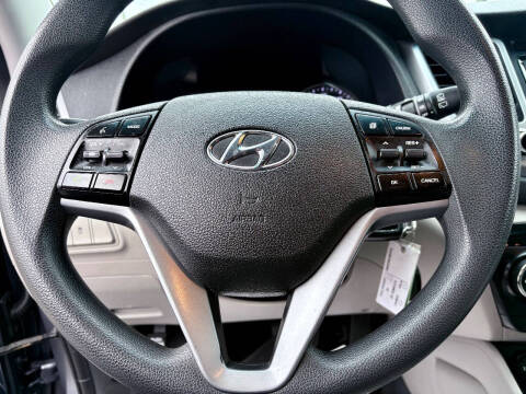 2016 Hyundai Tucson SE