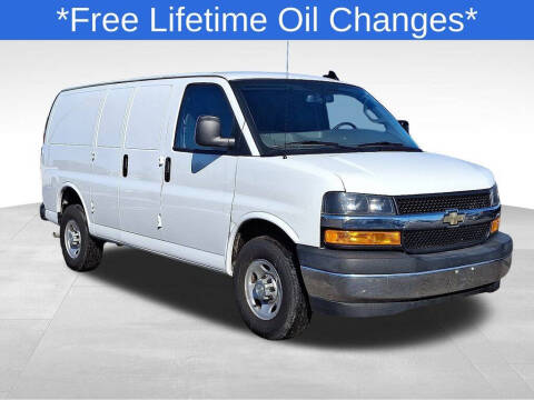 2024 Chevrolet Express 2500