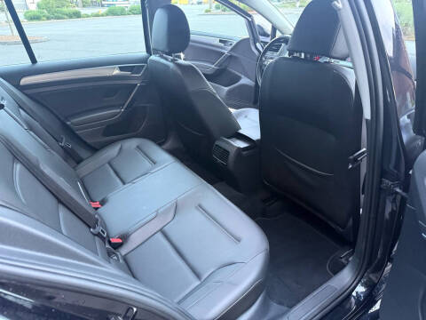 2016 Volkswagen e-Golf SEL Premium