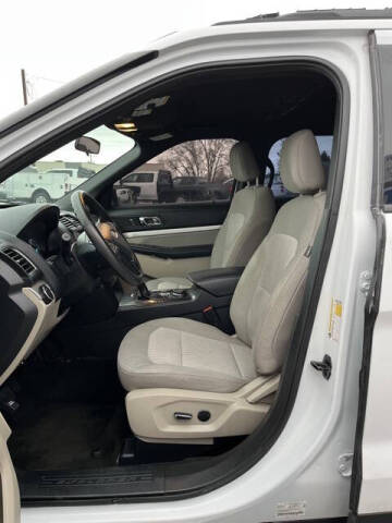 2018 Ford Explorer
