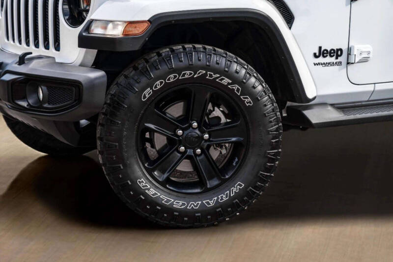 2020 Jeep Wrangler Unlimited Sahara Altitude