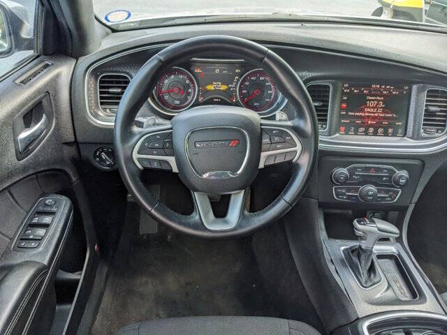 2016 Dodge Charger 10