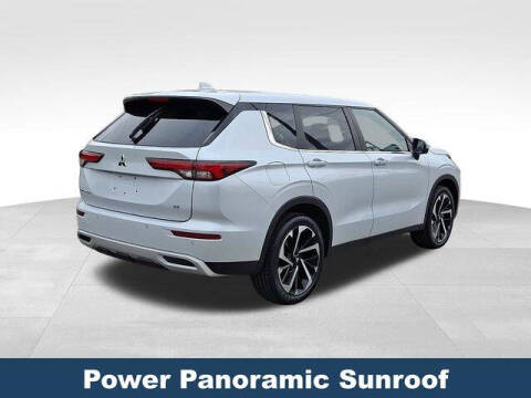 2023 Mitsubishi Outlander SE
