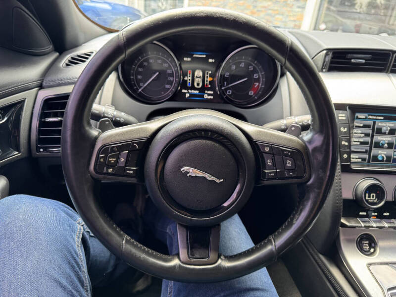2015 Jaguar F-TYPE