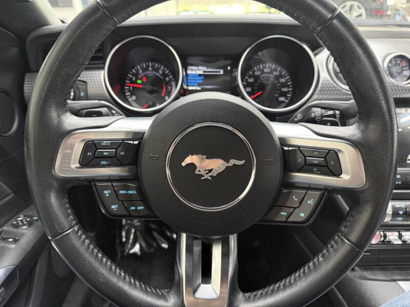 2019 Ford Mustang