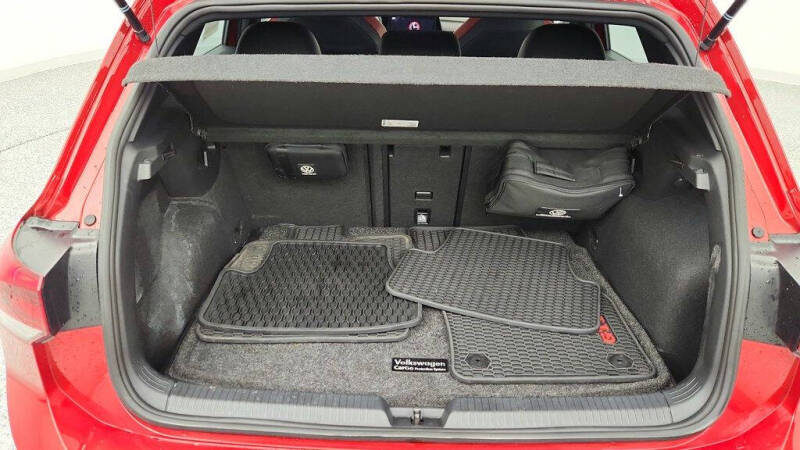 2022 Volkswagen Golf GTI Autobahn