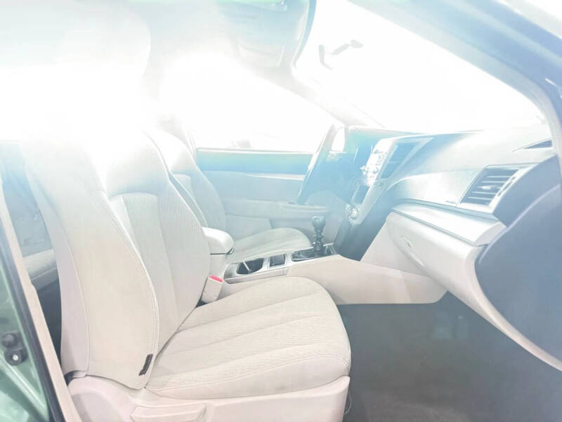 2011 Subaru Outback 2.5i