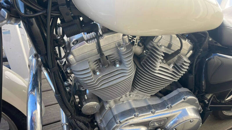 2018 Harley-Davidson 883