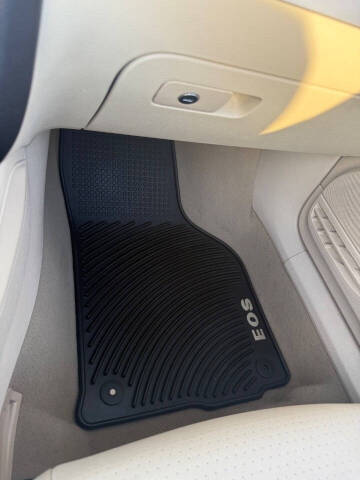 2012 Volkswagen Eos Komfort SULEV
