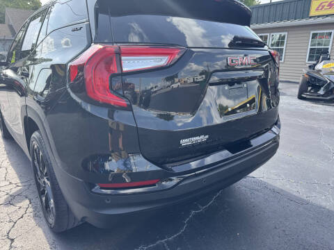 2023 GMC Terrain SLT