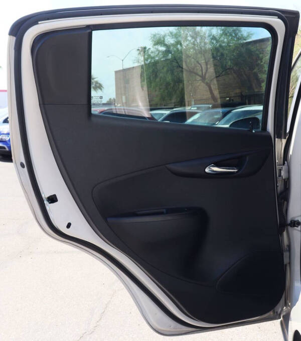 2016 Chevrolet Spark 2LT CVT