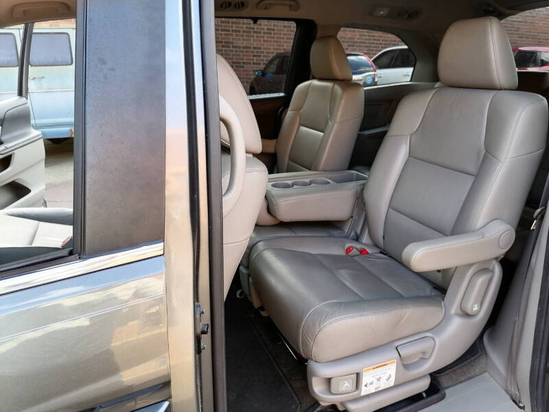 2013 Honda Odyssey EX-L - Photo 11