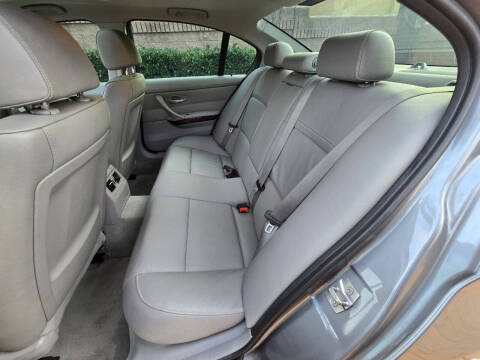 2011 BMW 3 Series 328i