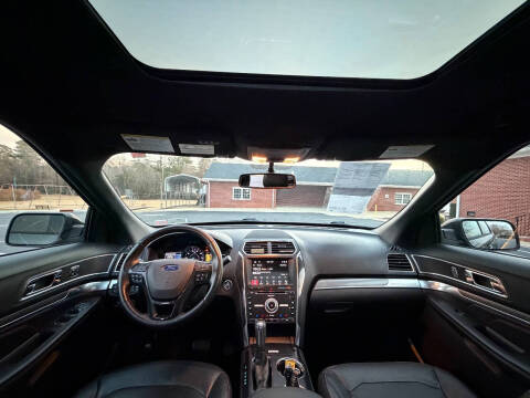 2017 Ford Explorer Sport