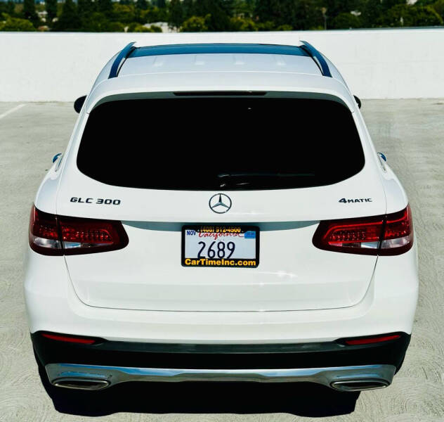 2017 Mercedes-Benz GLC GLC 300 4MATIC