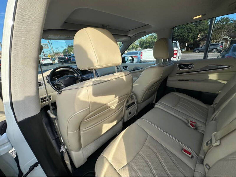 2017 INFINITI QX60 Base photo 12