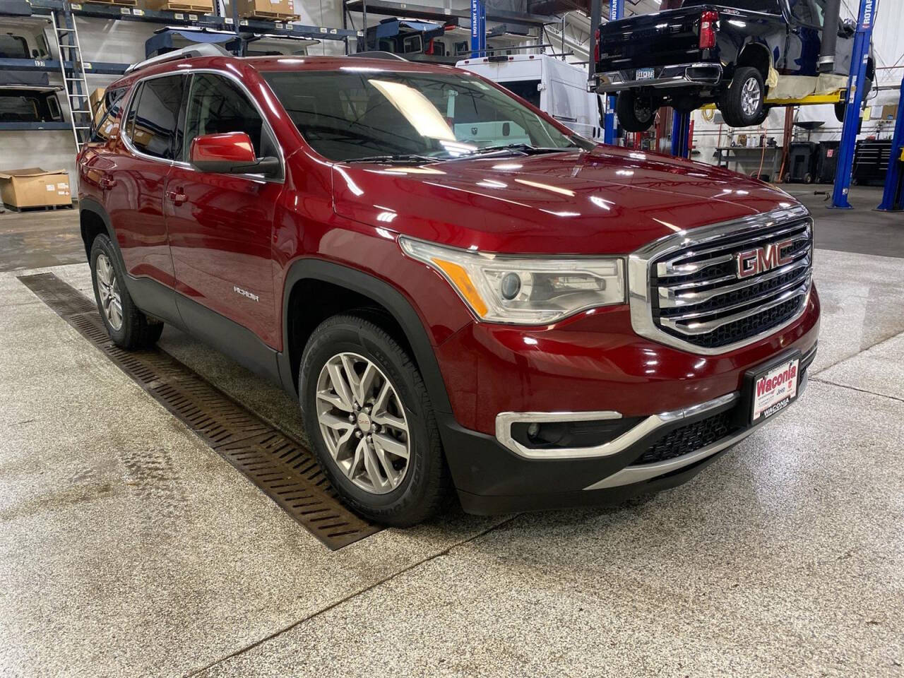 2018 GMC Acadia for sale at Victoria Auto Sales in Victoria, MN