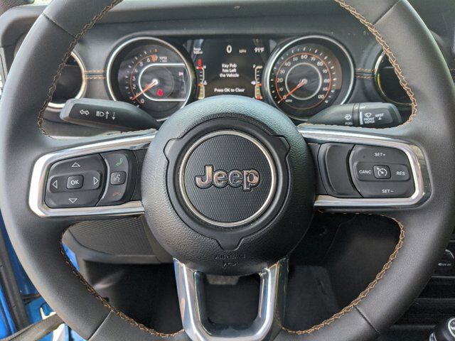 2023 Jeep Gladiator 27