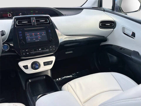 2016 Toyota Prius Two