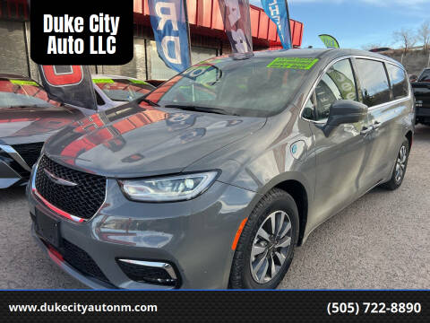 2022 Chrysler Pacifica Hybrid for sale at Duke City Auto LLC in Gallup NM