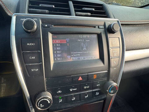 2015 Toyota Camry SE