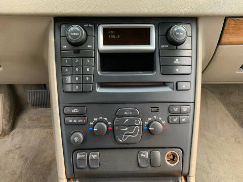2005 Volvo XC90 2.5T