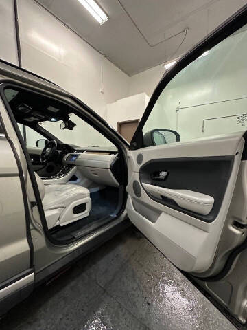 2012 Land Rover Range Rover Evoque Prestige