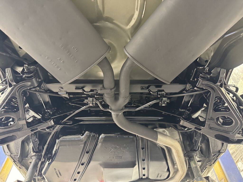1996 Cadillac Seville 32