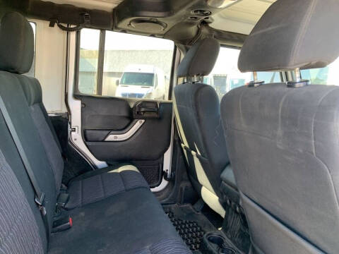 2012 Jeep Wrangler Unlimited Sahara