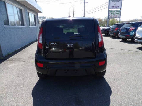 2012 Kia Soul +