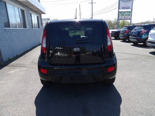 2012 Kia Soul +