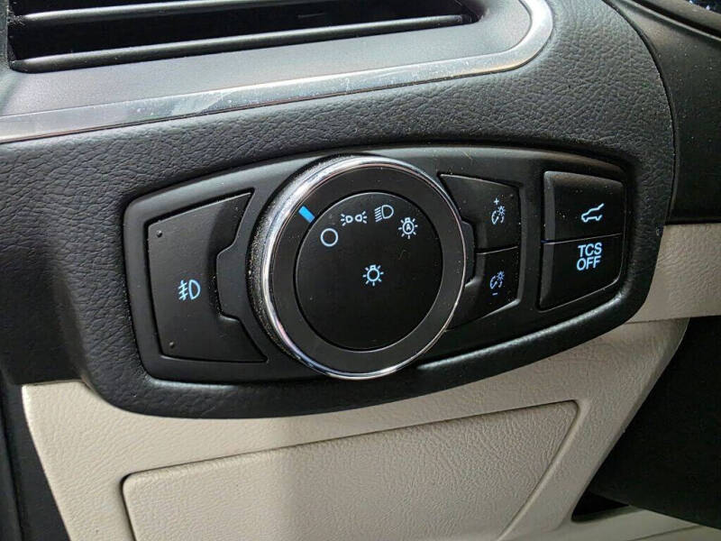 2023 Ford Edge Titanium
