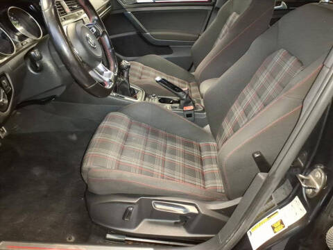 2017 Volkswagen Golf GTI Autobahn