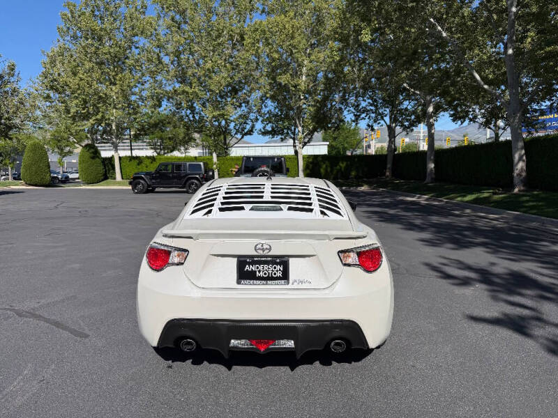 2013 Scion FR-S