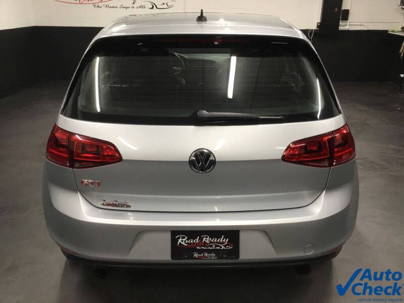 2017 Volkswagen Golf GTI SE