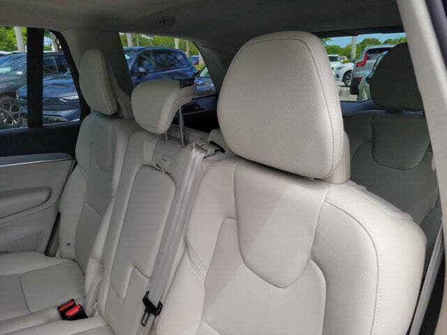 2025 Volvo XC90 B5 Core Bright Theme