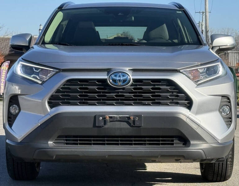 2020 Toyota RAV4 Hybrid XLE