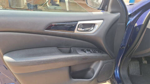 2018 Nissan Pathfinder S