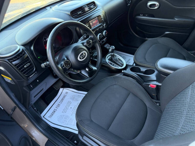 2015 Kia Soul +