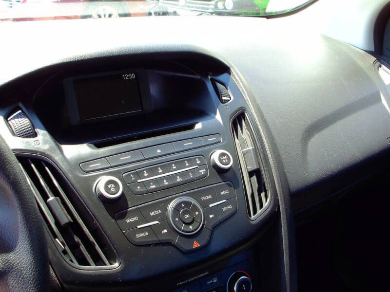 2017 Ford Focus SE