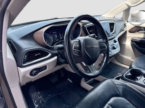 2018 Chrysler Pacifica Touring L Plus