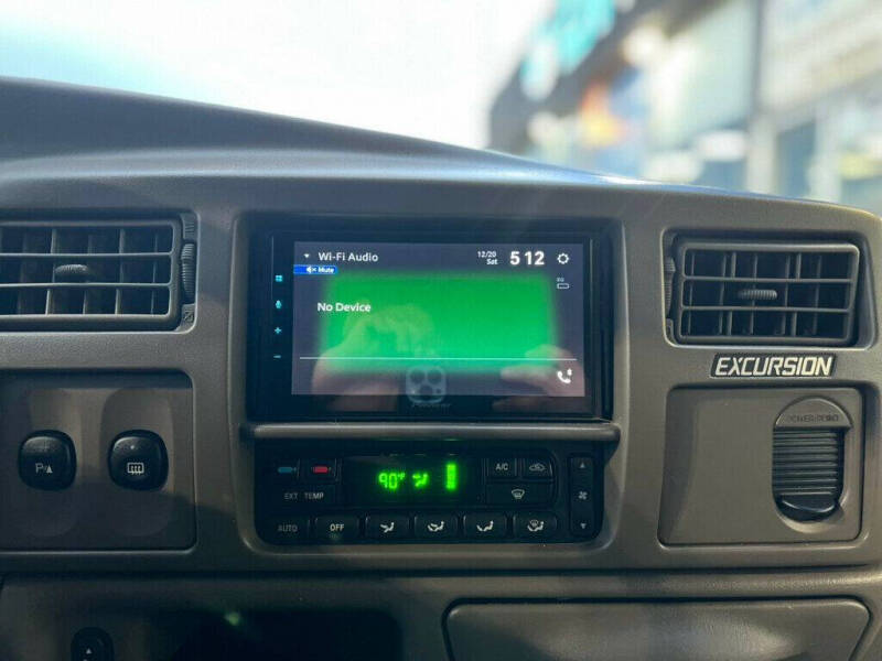 2003 Ford Excursion Eddie Bauer