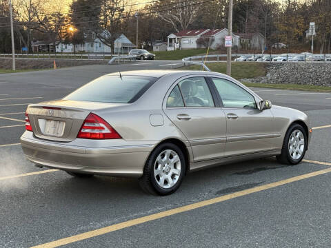 2005 Mercedes-Benz C-Class C 320
