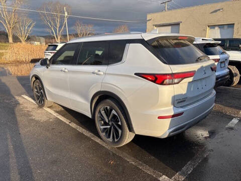 2022 Mitsubishi Outlander SEL