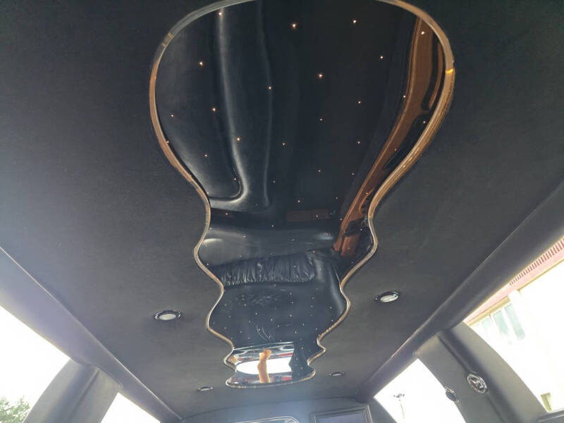 2005 Lincoln Town Car Executive