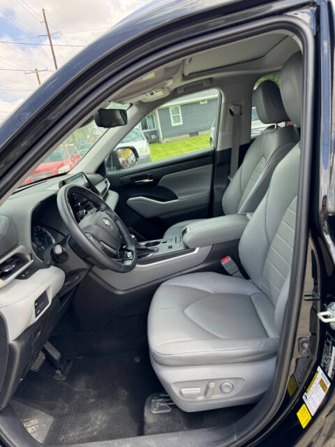 2020 Toyota RAV4 for sale at Calderon Auto Sales in Des Moines, IA