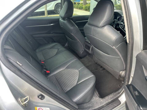 2018 Toyota Camry SE