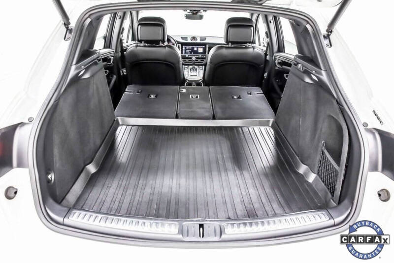 2021 Porsche Macan S