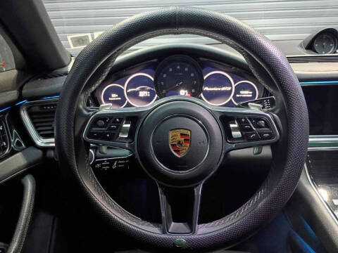 2018 Porsche Panamera